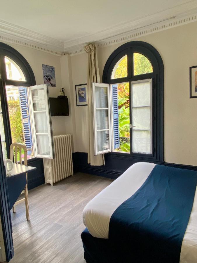 Hotel Celine - Hotel De La Gare รูออง ภายนอก รูปภาพ