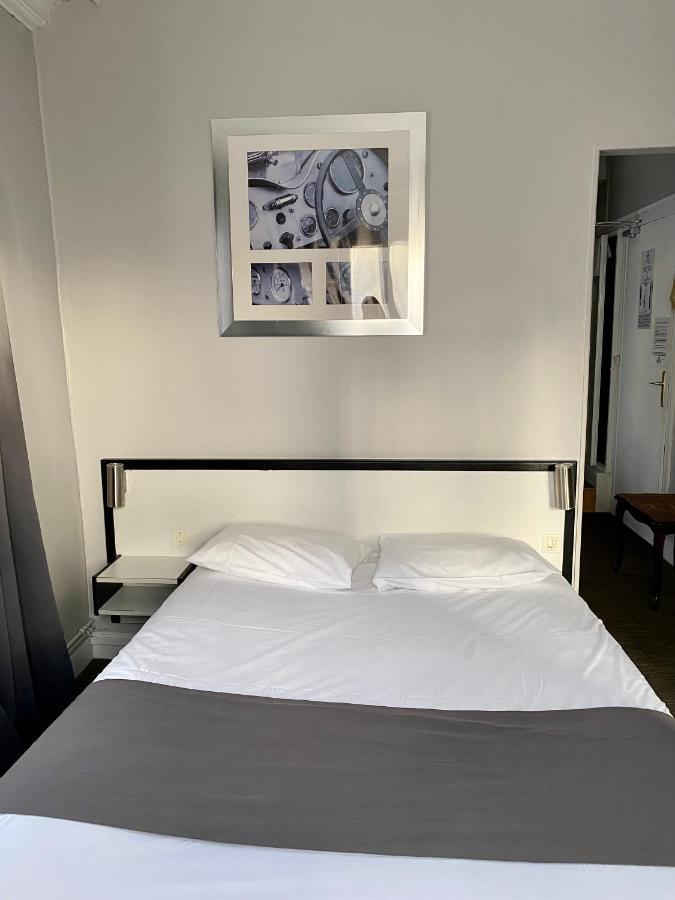 Hotel Celine - Hotel De La Gare รูออง ภายนอก รูปภาพ