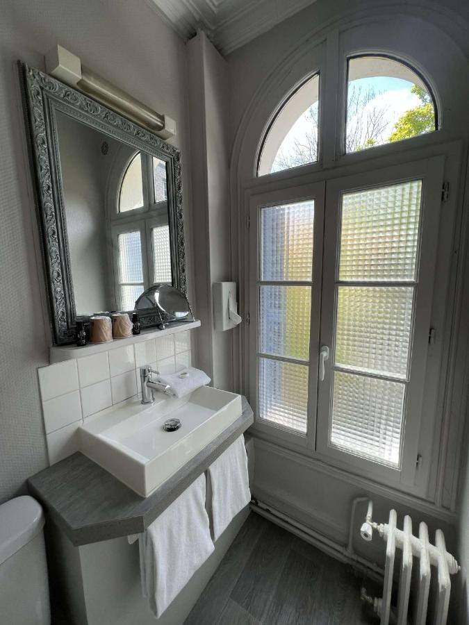 Hotel Celine - Hotel De La Gare รูออง ภายนอก รูปภาพ